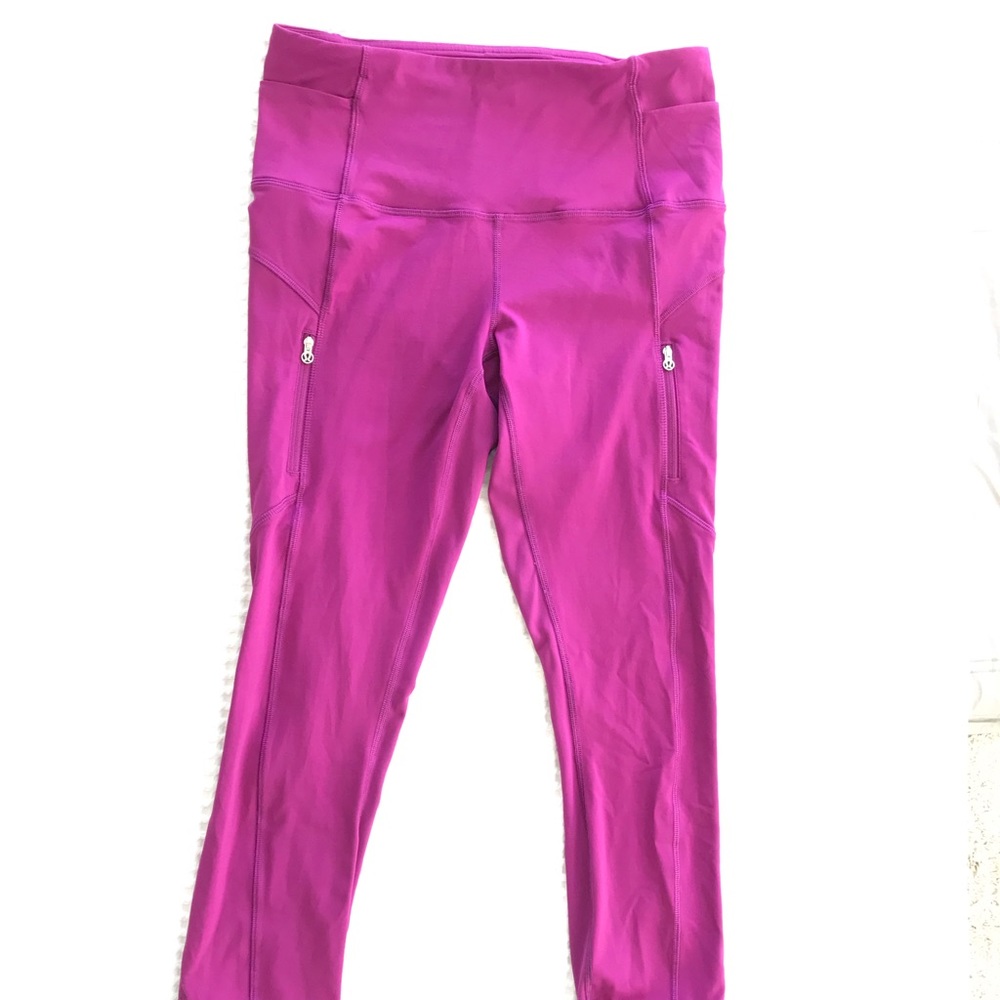 Lululemon Magenta with mesh legging size 8